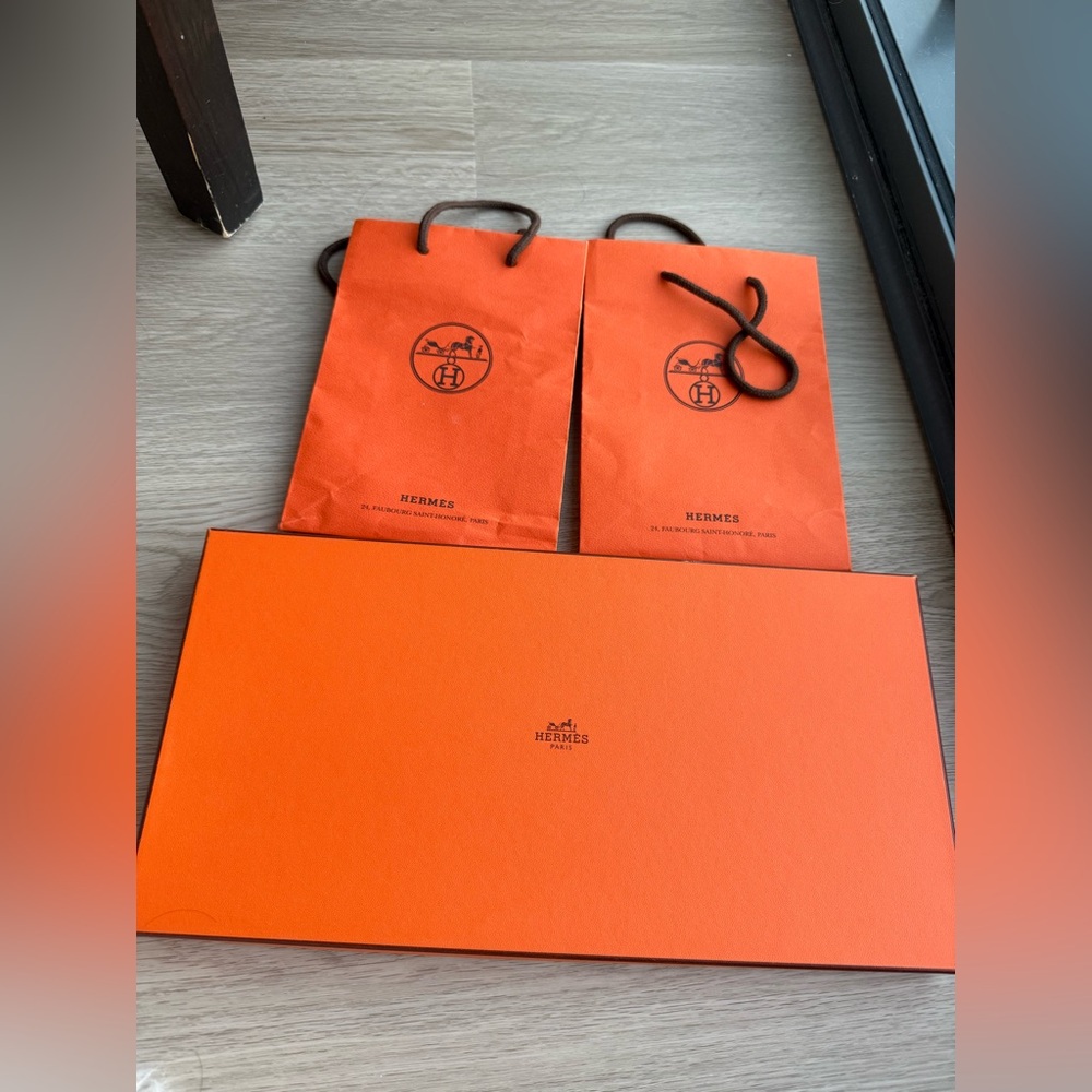 Empty Hermes Box